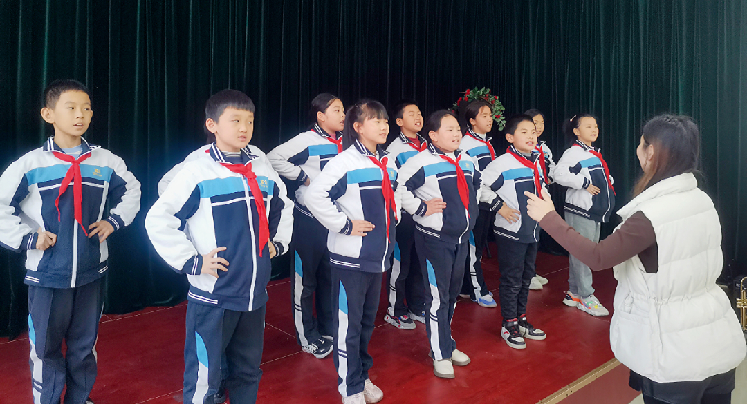 小学声乐.jpg 小学声乐.jpg